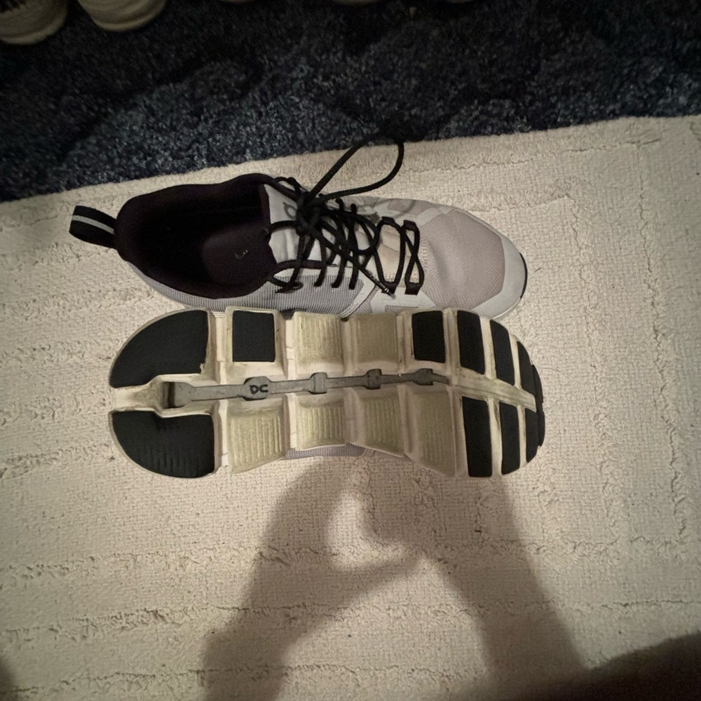 Women’s On Cloud Sneakers